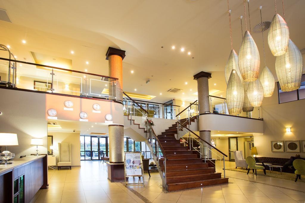 Phakalane Golf Estate Hotel Resort Gaborone Buitenkant foto