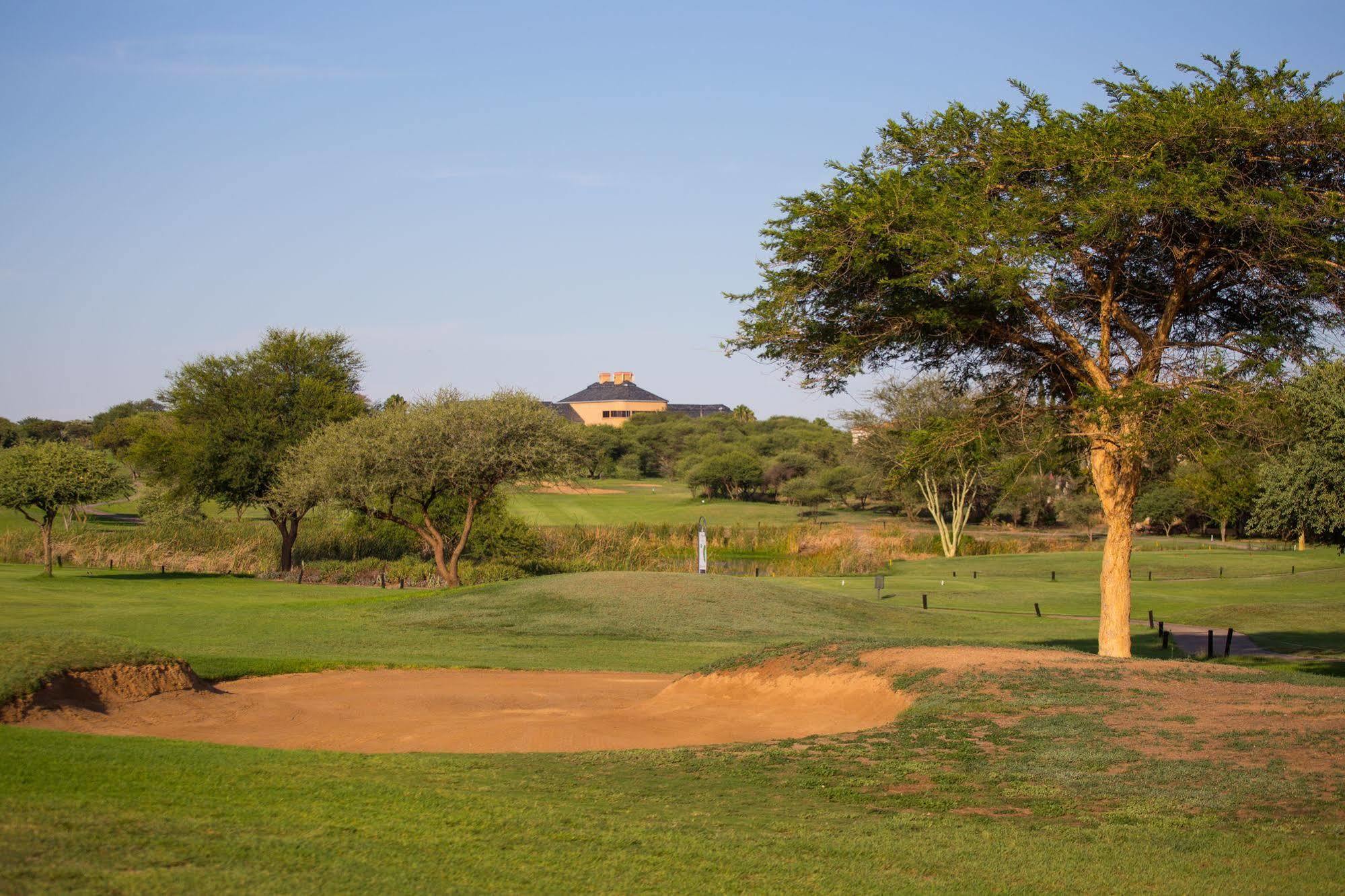 Phakalane Golf Estate Hotel Resort Gaborone Buitenkant foto